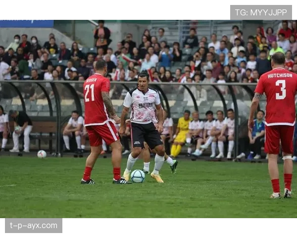 劳尔状态复苏，破纪录进球引爆球迷热议