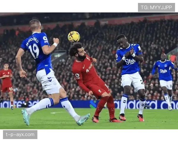 伯恩利祭出新战术全力冲刺英超保级战