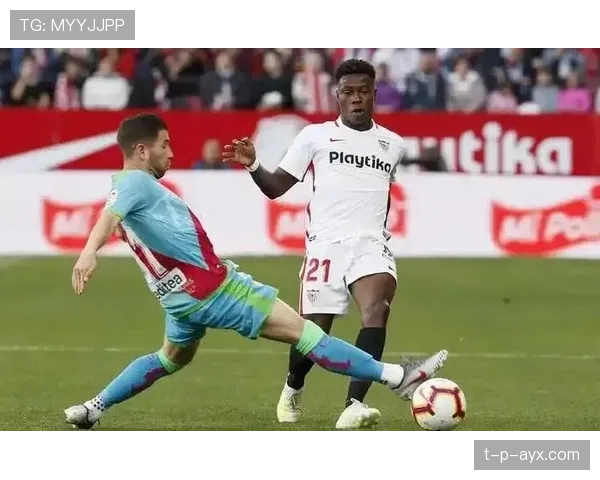 塞维利亚中场状态回暖,关键拦截助球队冲击西甲积分榜前列 塞维利亚中场状态回暖,关键拦截助球队冲击西甲积分榜前列